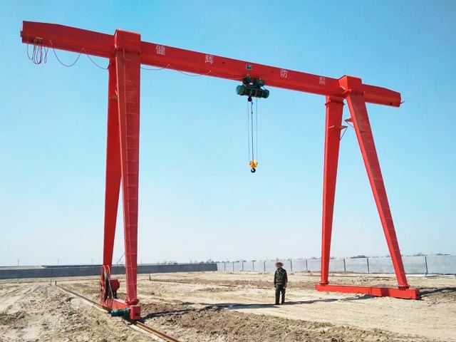 MH型包箱電動(dòng)葫蘆門(mén)式起重機(jī)